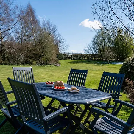 Ravendale, * Kirkoswald (Cumbria)