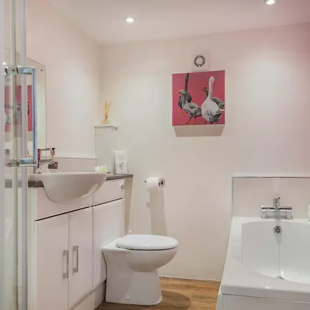 Casa vacanze Ravendale, In A Rural Setting With Wood Burning Stove