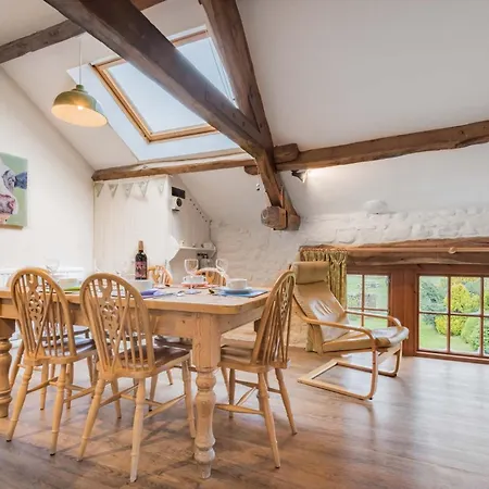 Ravendale, Feriehus *